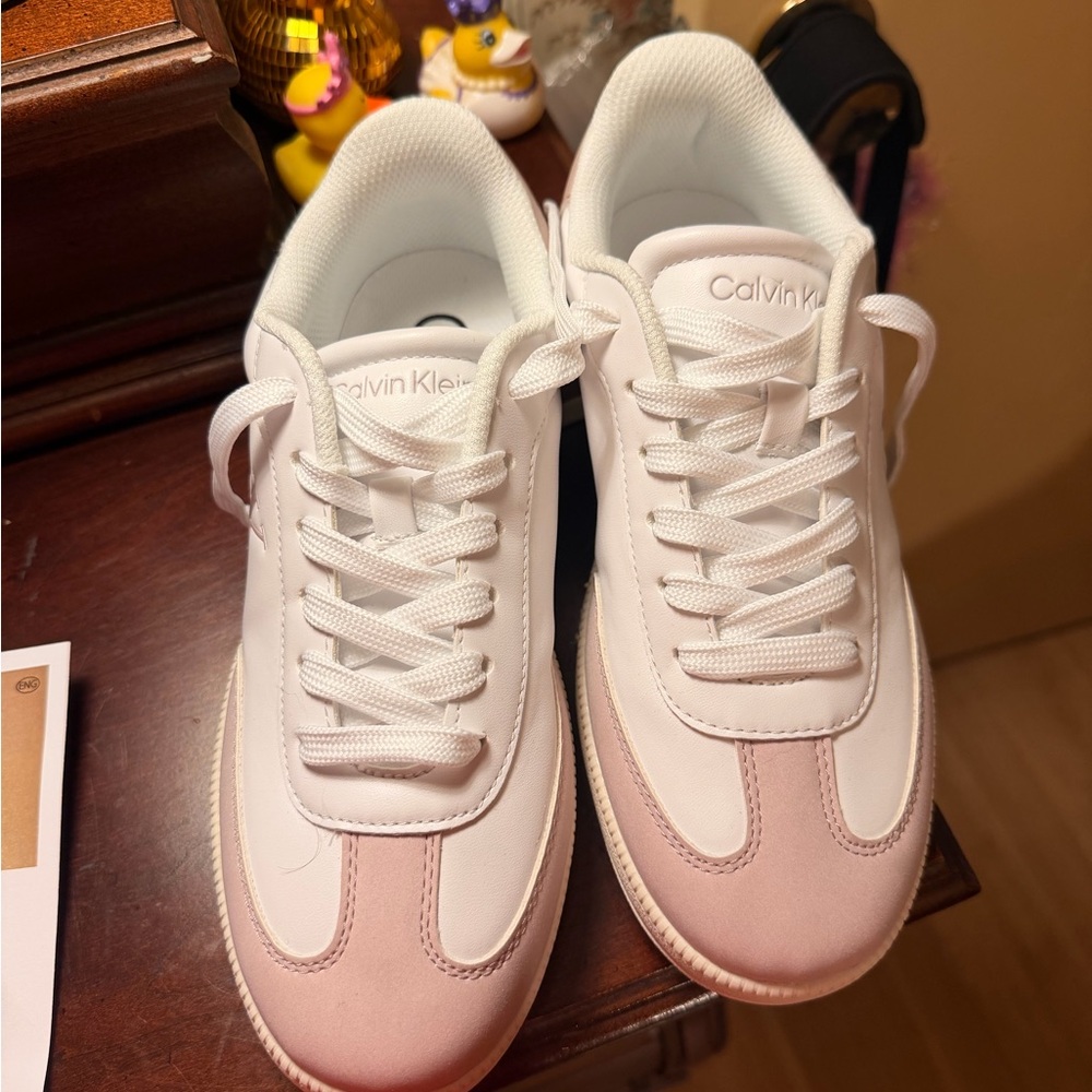 Calvin Klein Women's White and Light Pink Sneakers